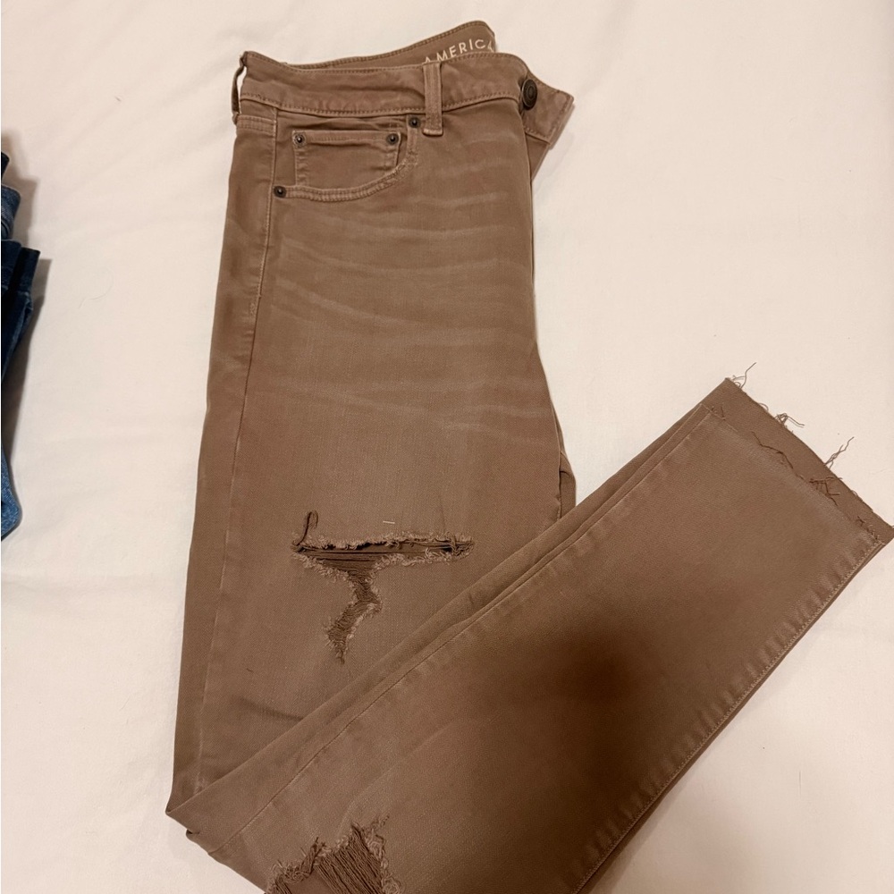 Brown Distressed AE Jeans